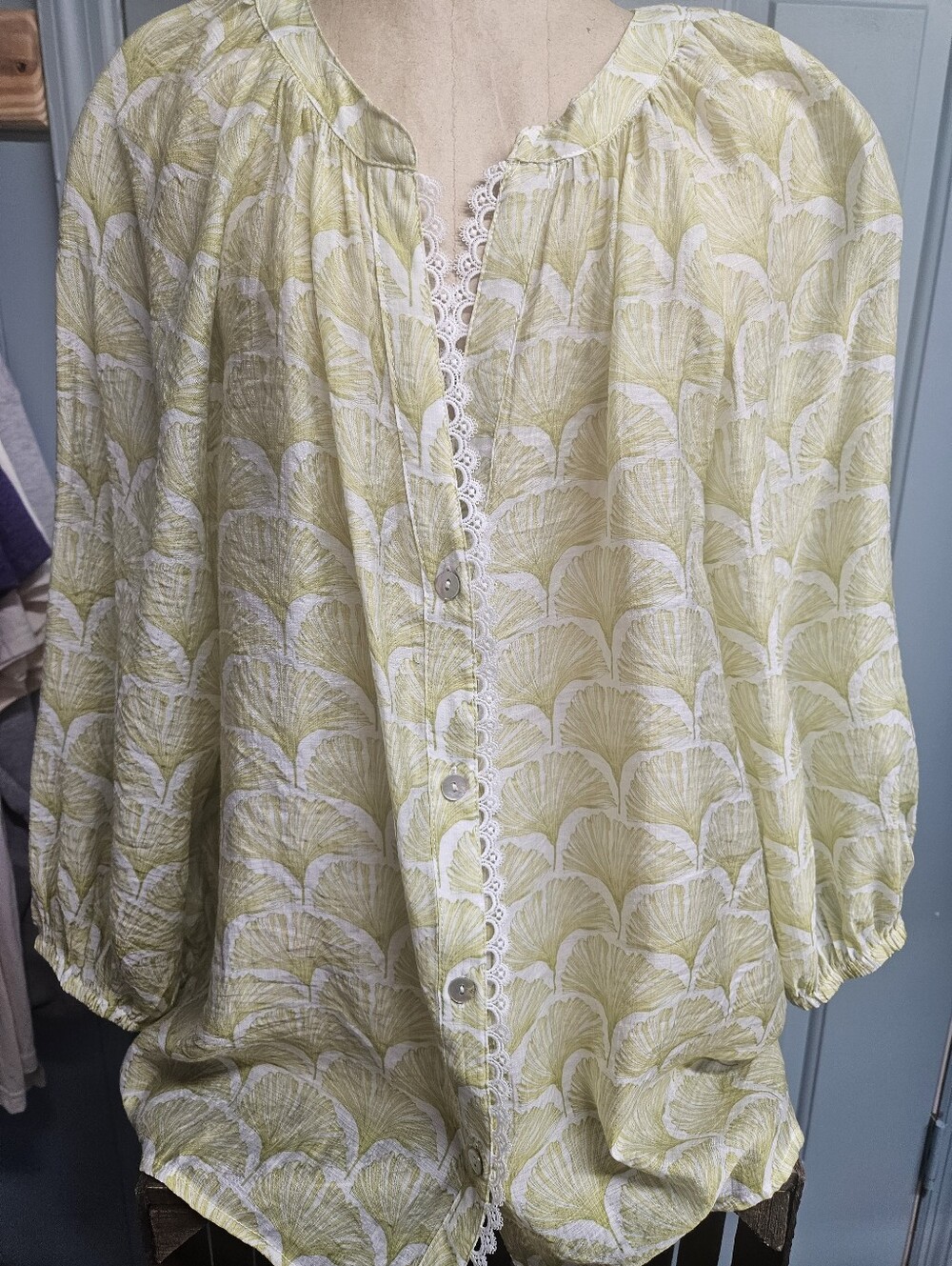 Soft Lime Green and White Printed Button-Front Women’s Top